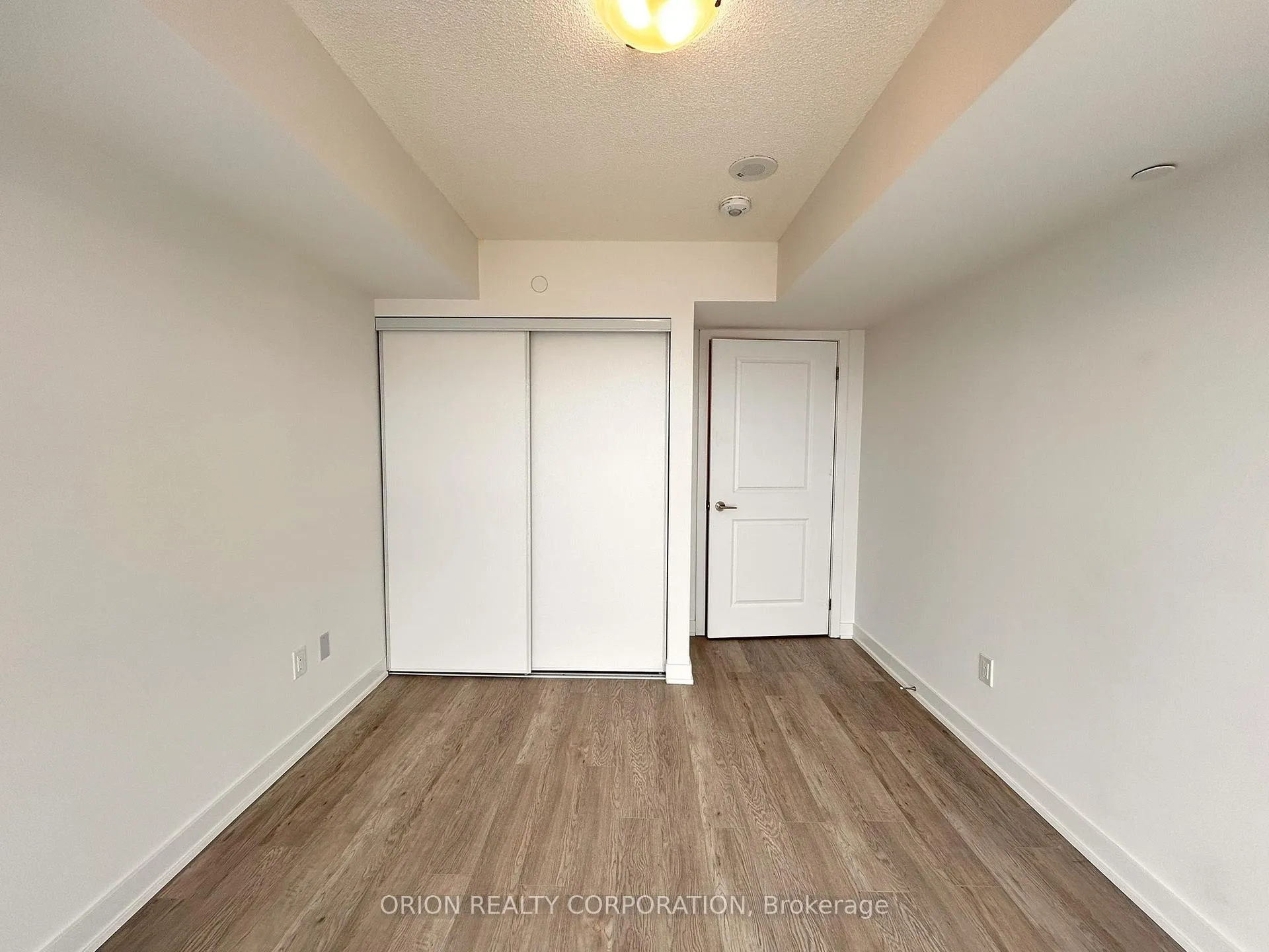Photo 11 of Unit 2404, 1010 Sandy Beach Road, Pickering, Bay Ridges — HOMEH