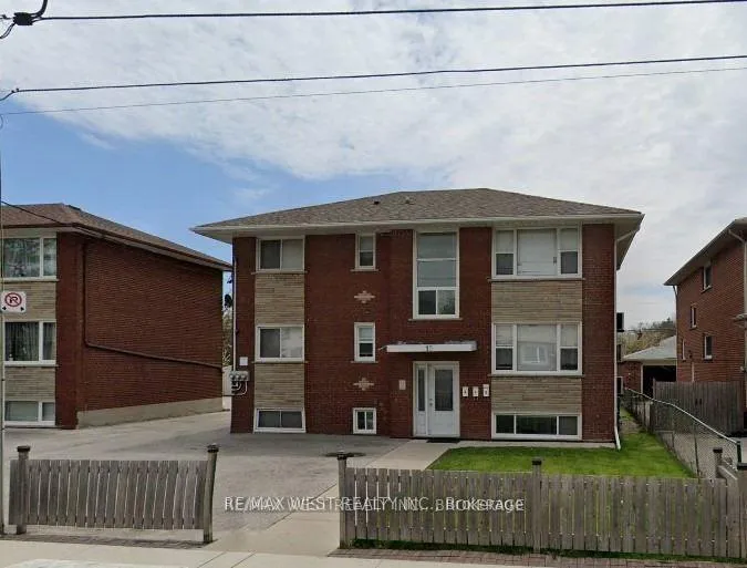 Front of Unit Main Floor, 15 Manitoba Street