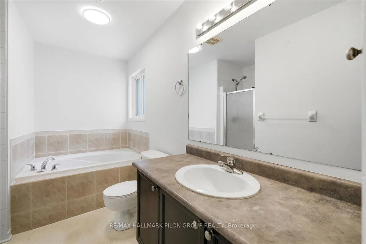Photo 12 of 2015 Breezewood Street, Ottawa, Springridge/East Village — HOMEH