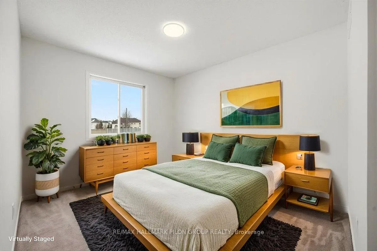 Photo 13 of 2015 Breezewood Street, Ottawa, Springridge/East Village — HOMEH