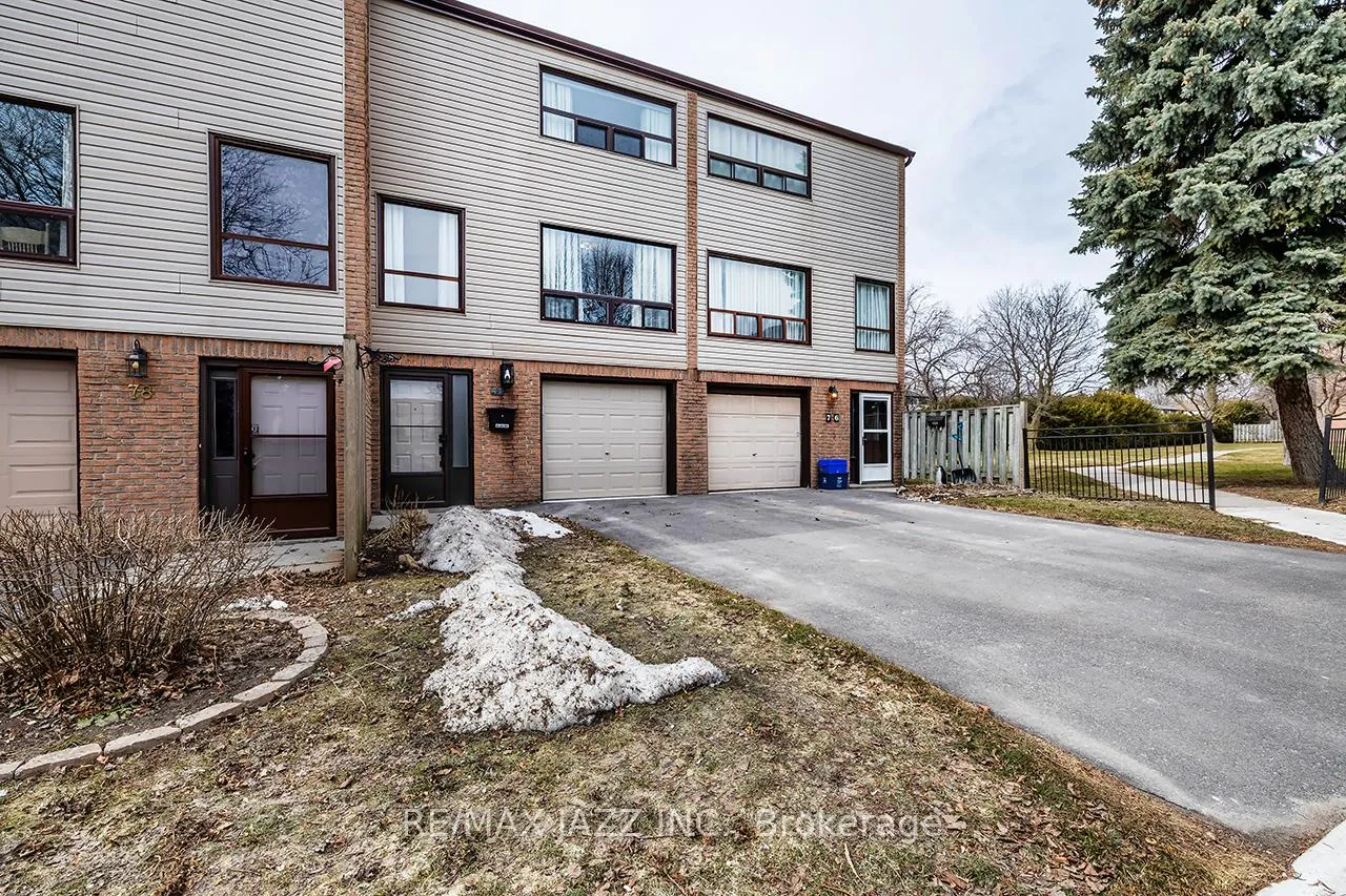 Photo 3 of Unit 77, 77 Park Lane Circle, Clarington, Bowmanville — HOMEH