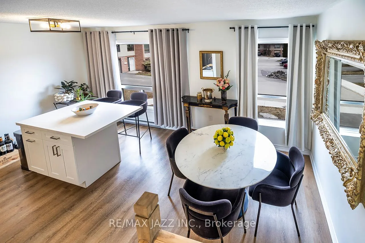 Photo 13 of Unit 77, 77 Park Lane Circle, Clarington, Bowmanville — HOMEH