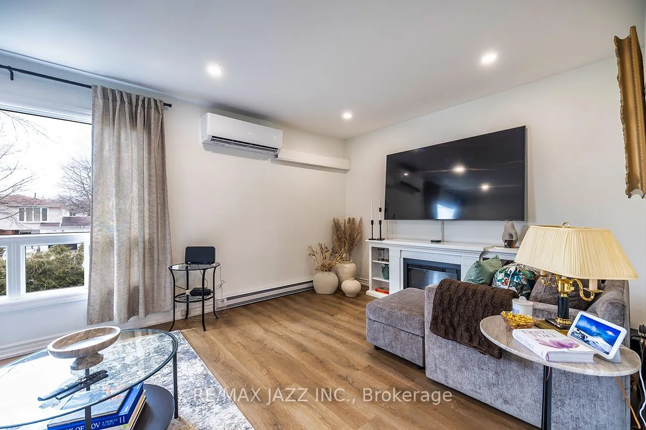 Photo 17 of Unit 77, 77 Park Lane Circle, Clarington, Bowmanville — HOMEH