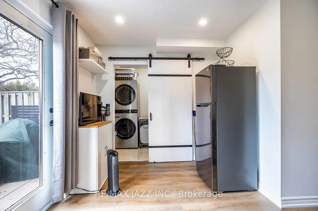 Photo 29 of Unit 77, 77 Park Lane Circle, Clarington, Bowmanville — HOMEH