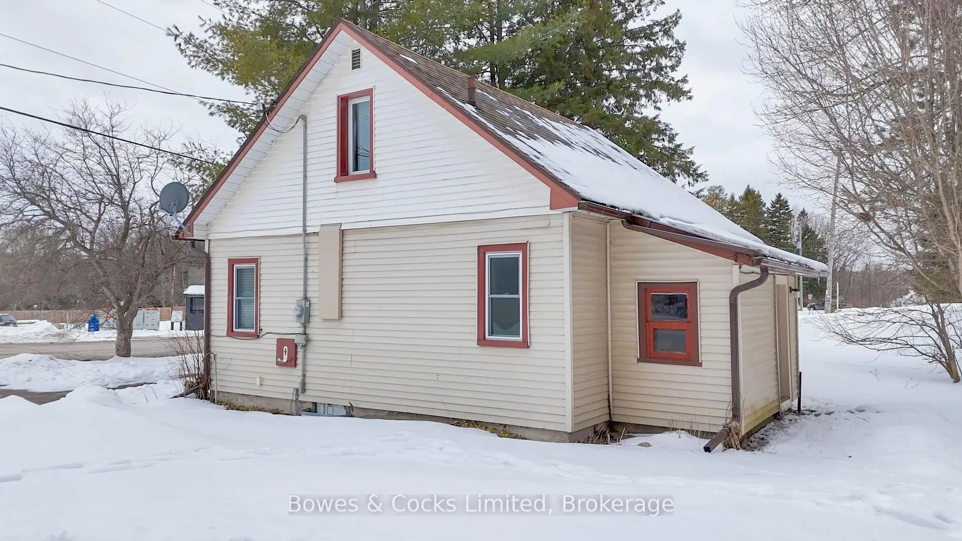 Photo 3 of 4014 Highway 620, Wollaston — HOMEH
