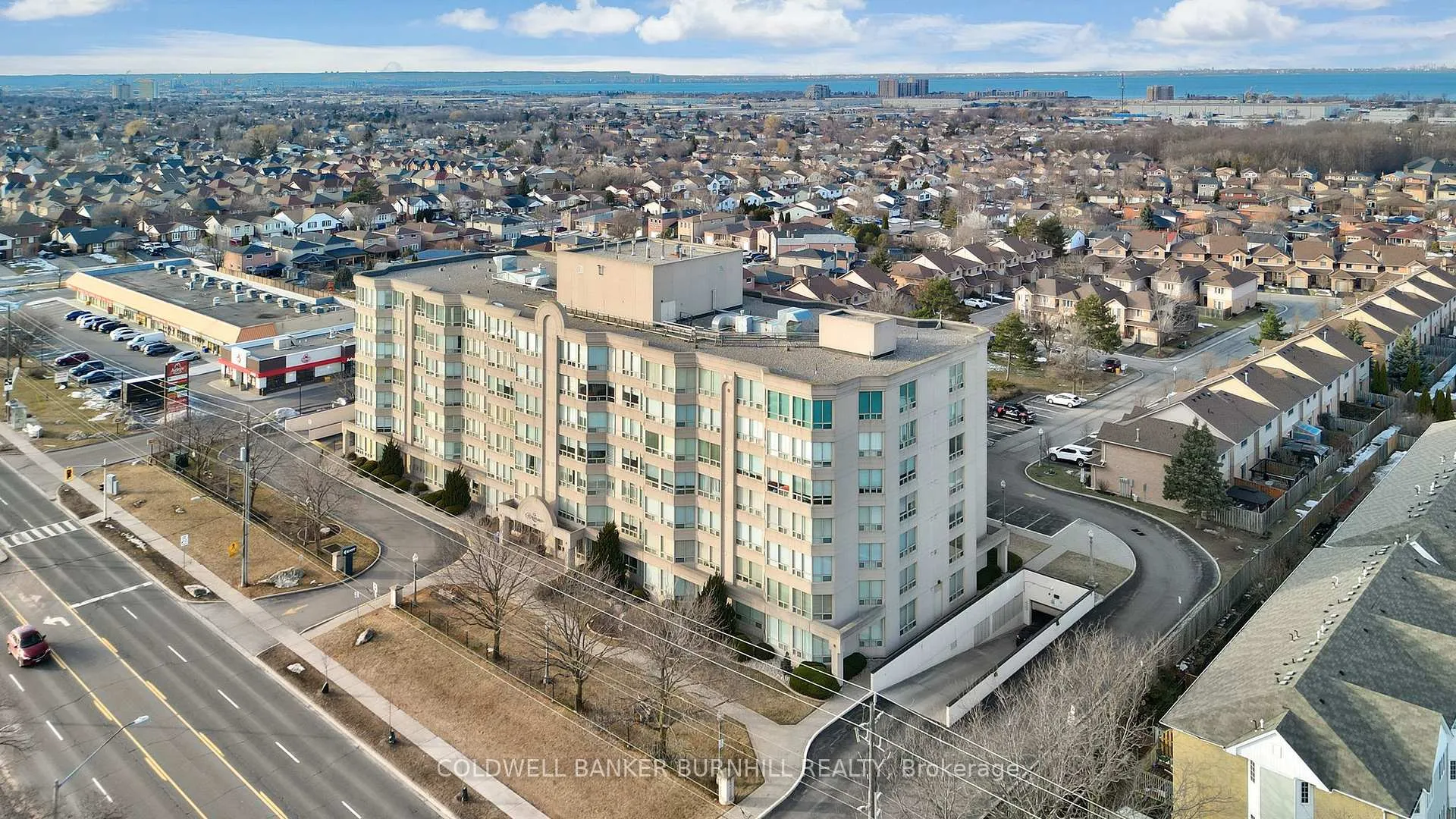Photo 3 of Unit 112, 495 Highway 8, Hamilton, Stoney Creek — HOMEH
