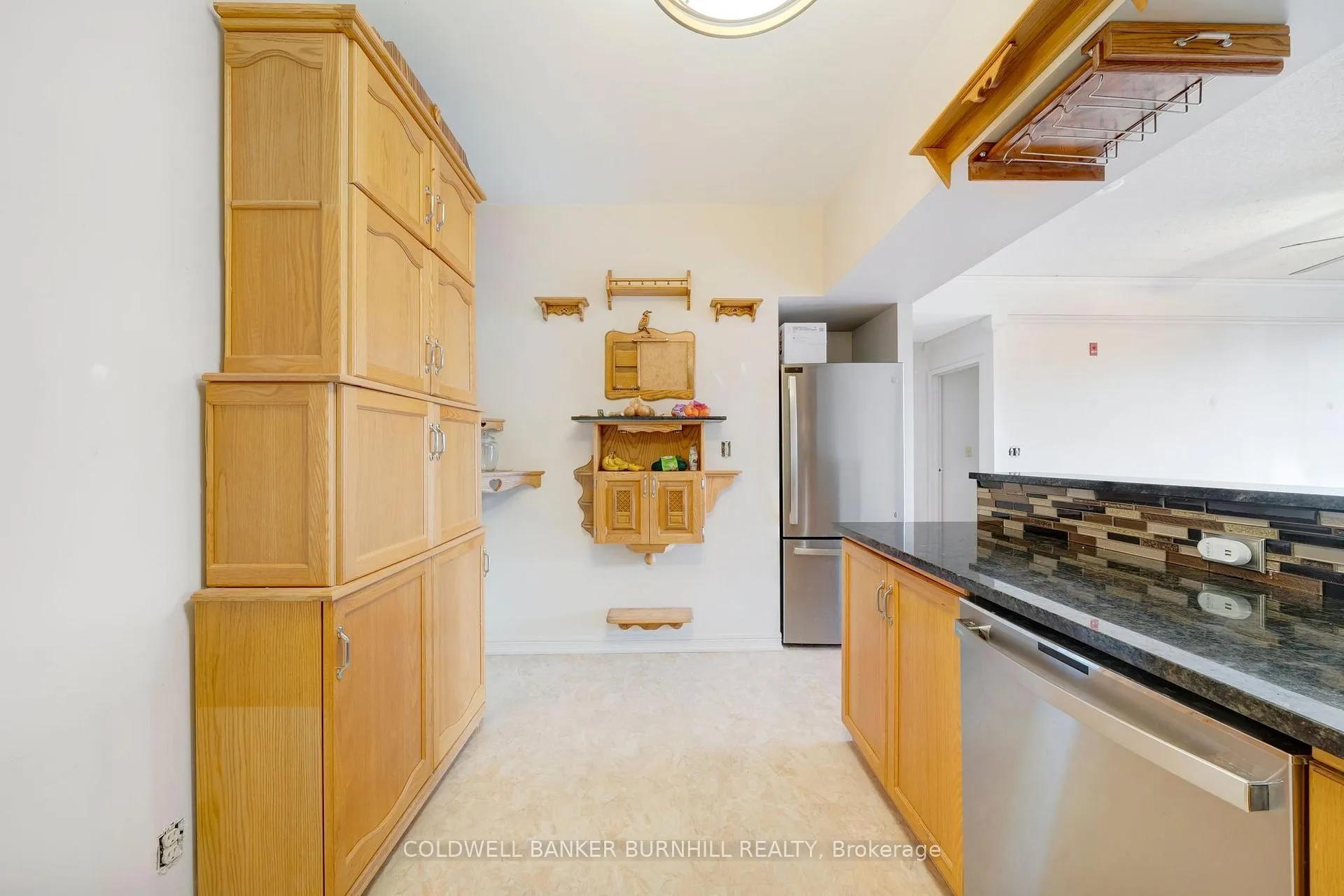 Photo 15 of Unit 112, 495 Highway 8, Hamilton, Stoney Creek — HOMEH