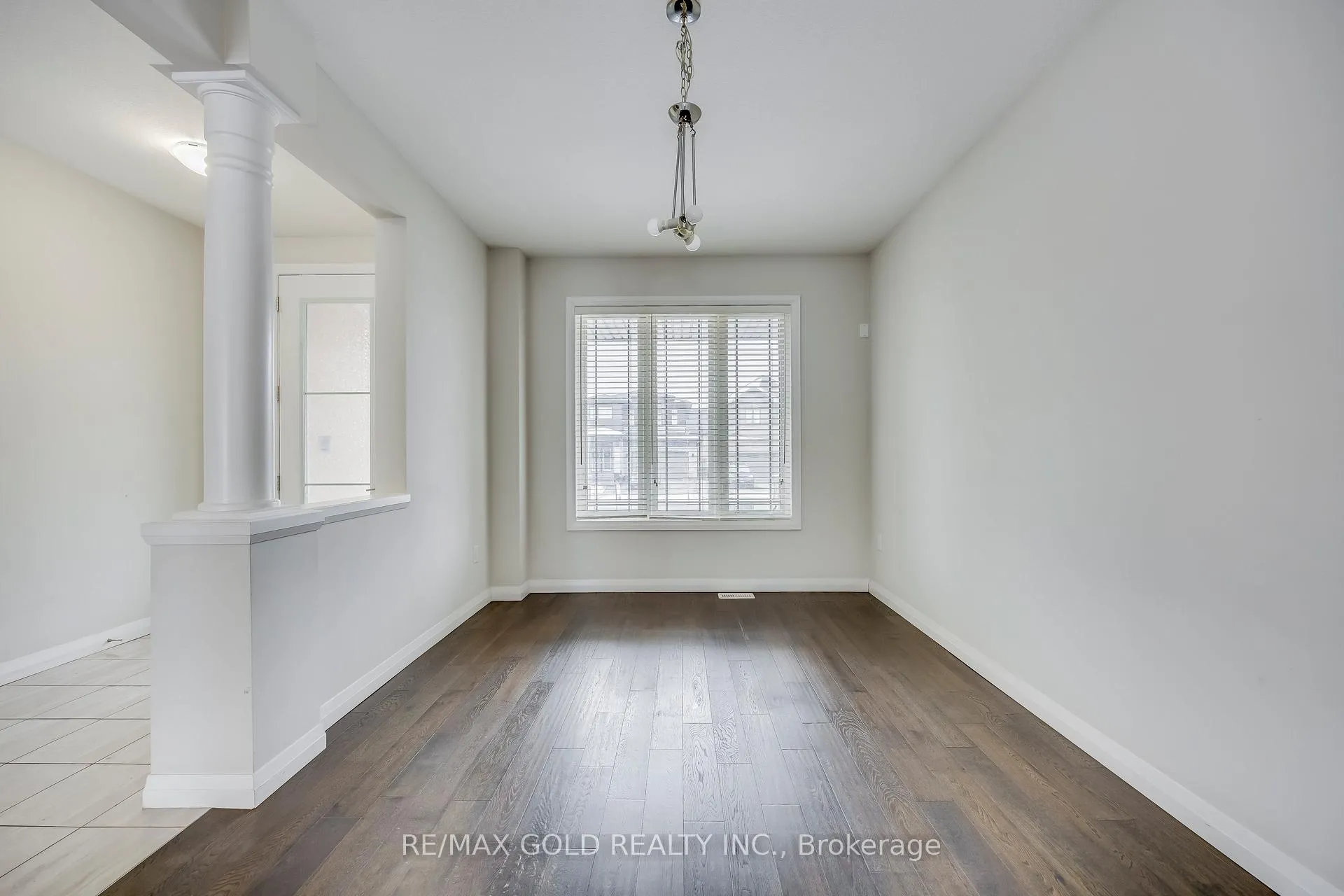 Photo 4 of 56 Lexington Avenue, Hamilton, Stoney Creek Mountain — HOMEH