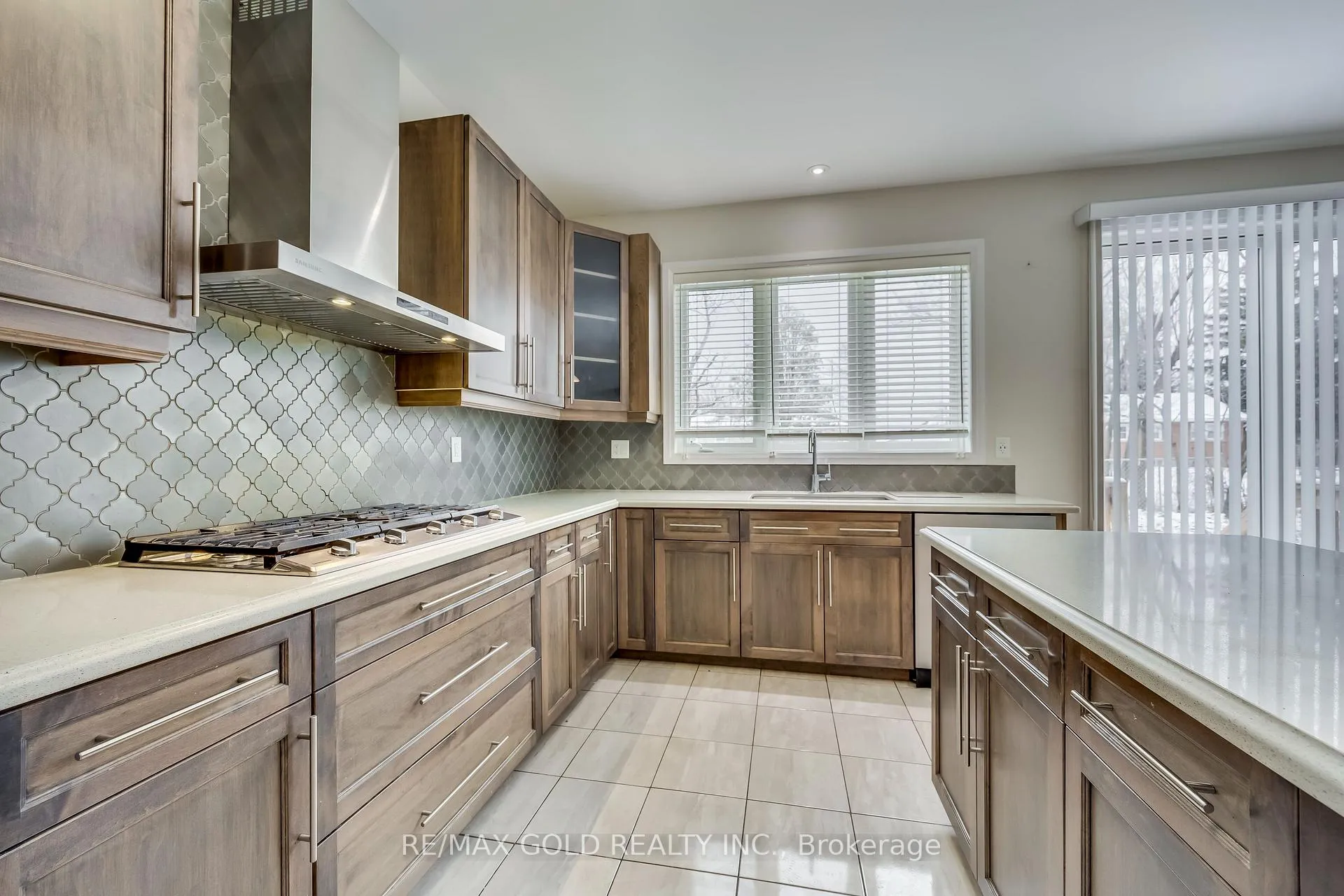 Photo 13 of 56 Lexington Avenue, Hamilton, Stoney Creek Mountain — HOMEH