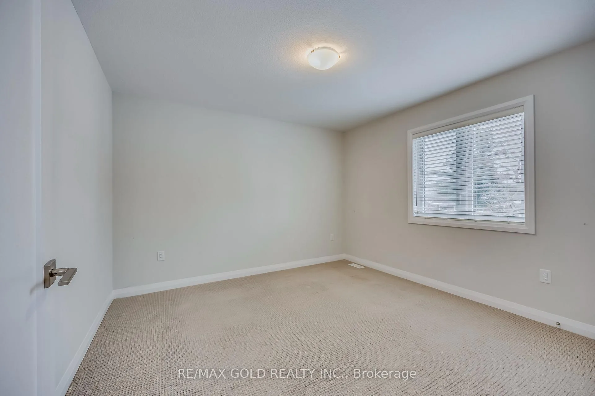 Photo 33 of 56 Lexington Avenue, Hamilton, Stoney Creek Mountain — HOMEH