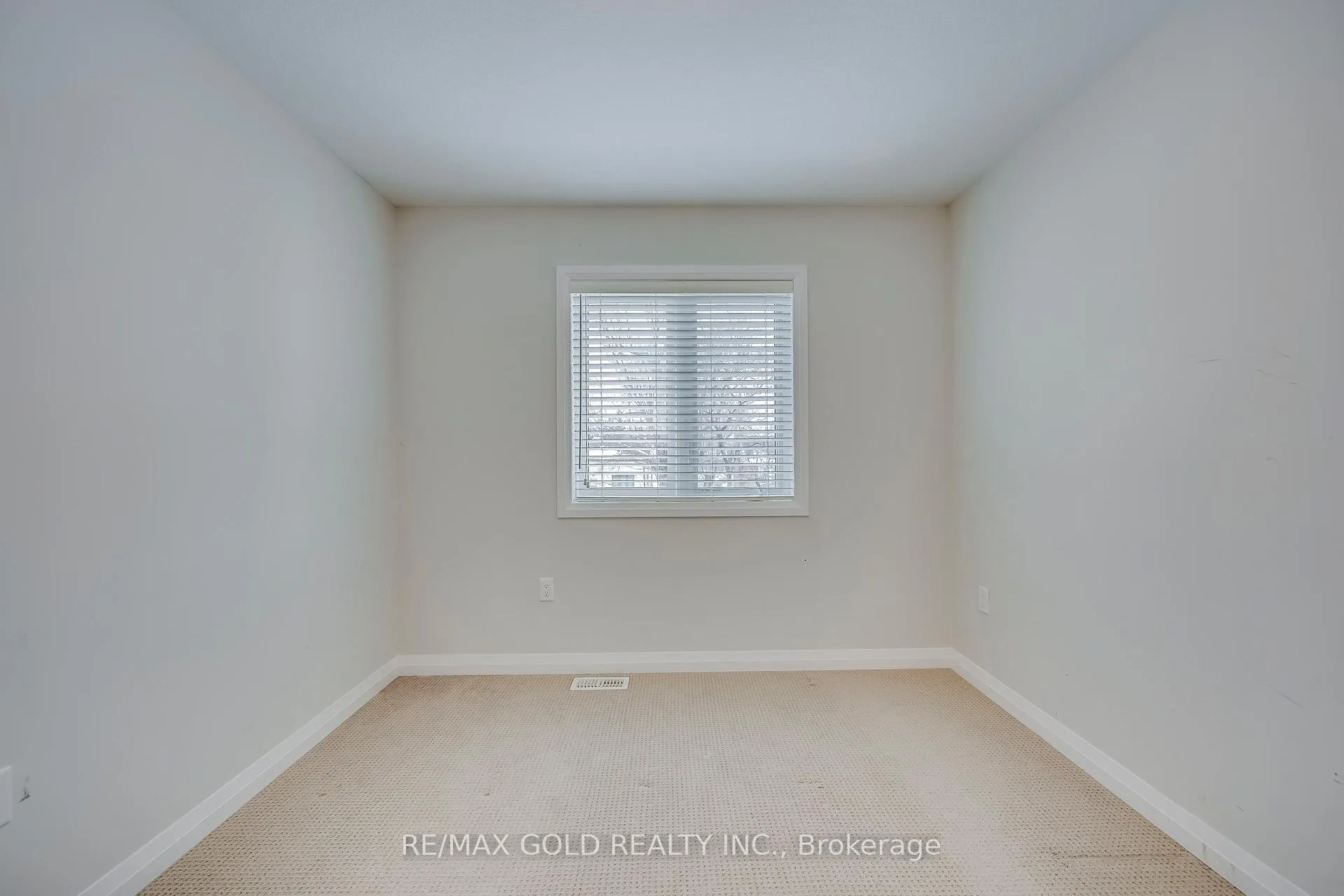 Photo 36 of 56 Lexington Avenue, Hamilton, Stoney Creek Mountain — HOMEH