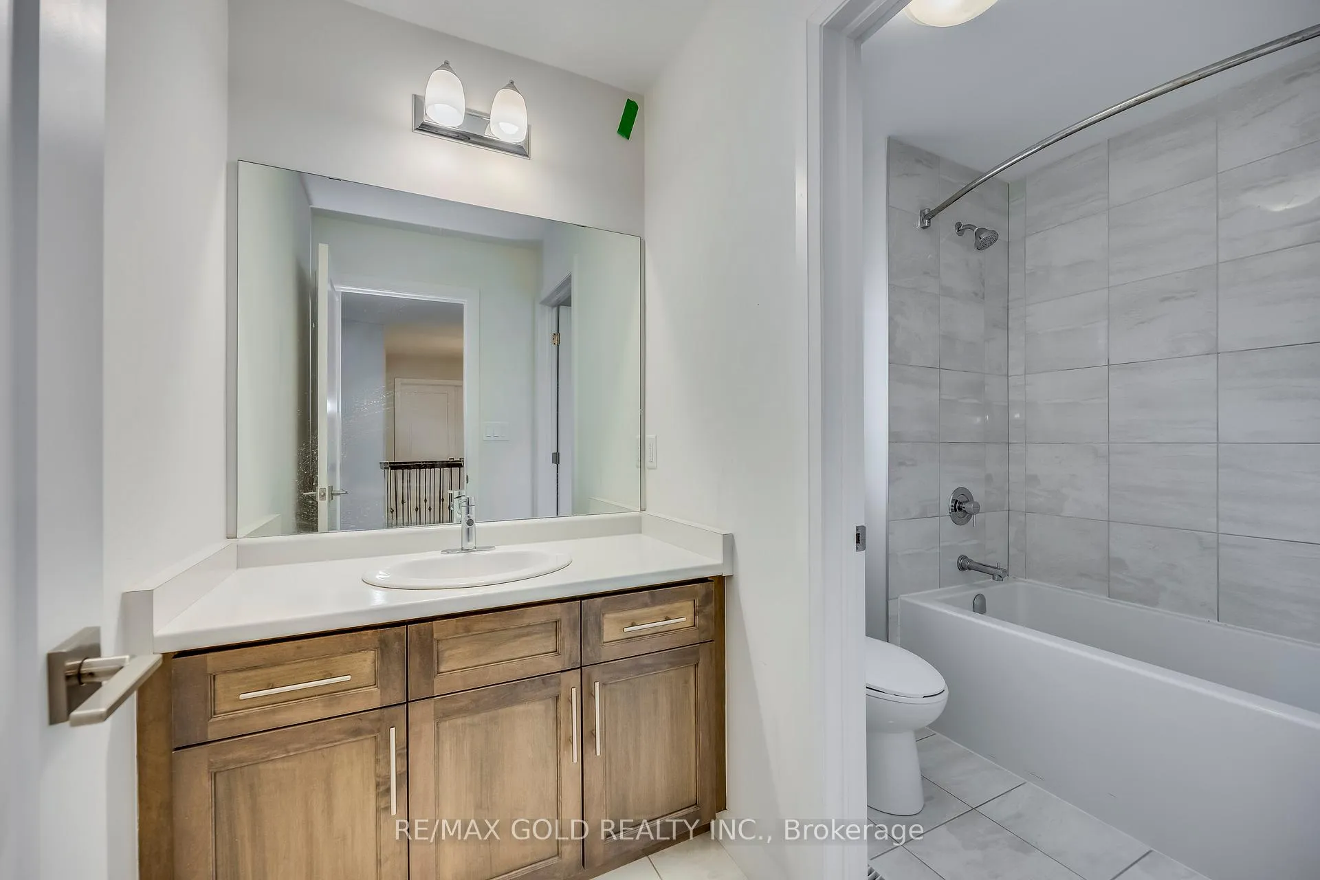 Photo 37 of 56 Lexington Avenue, Hamilton, Stoney Creek Mountain — HOMEH