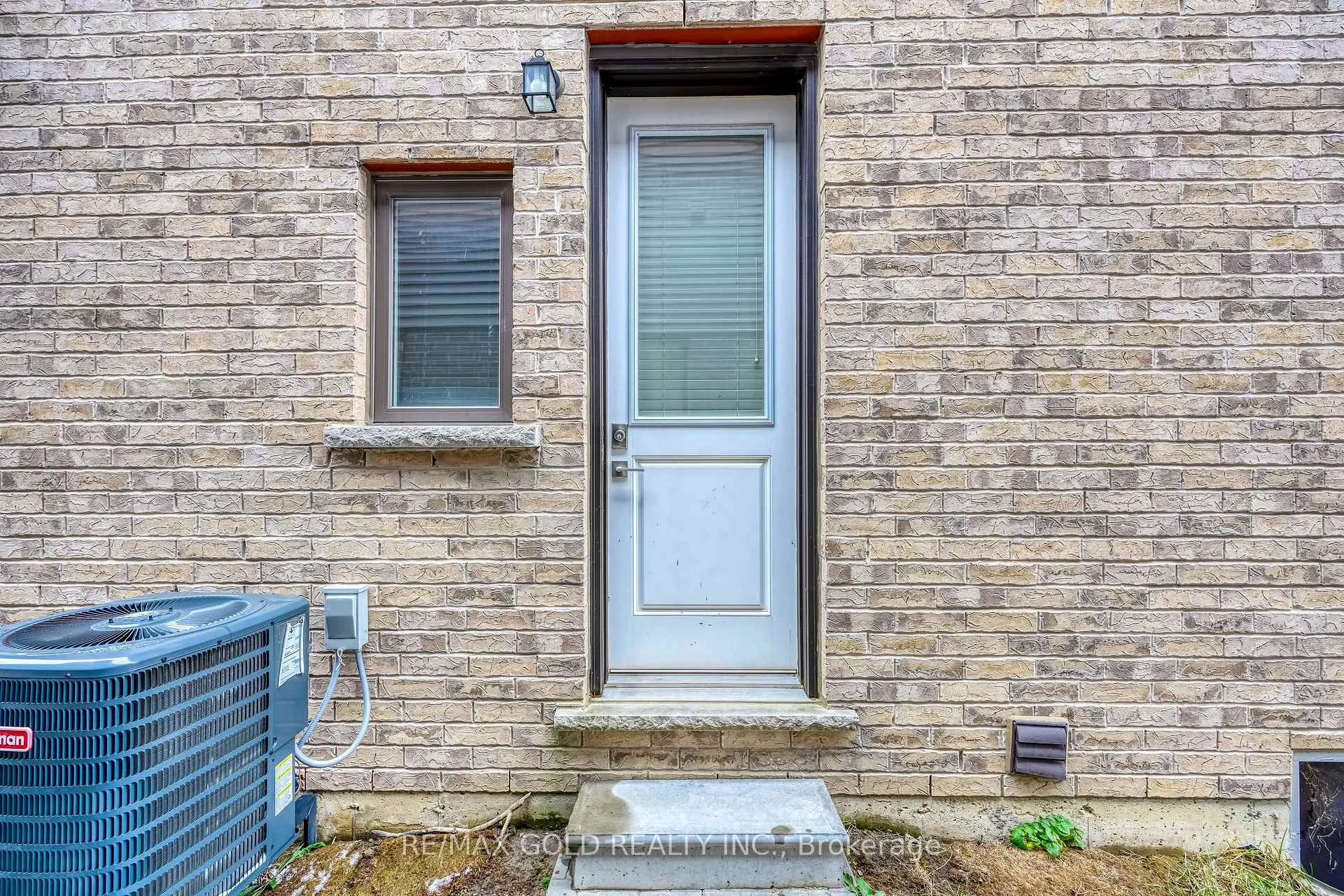 Photo 43 of 56 Lexington Avenue, Hamilton, Stoney Creek Mountain — HOMEH