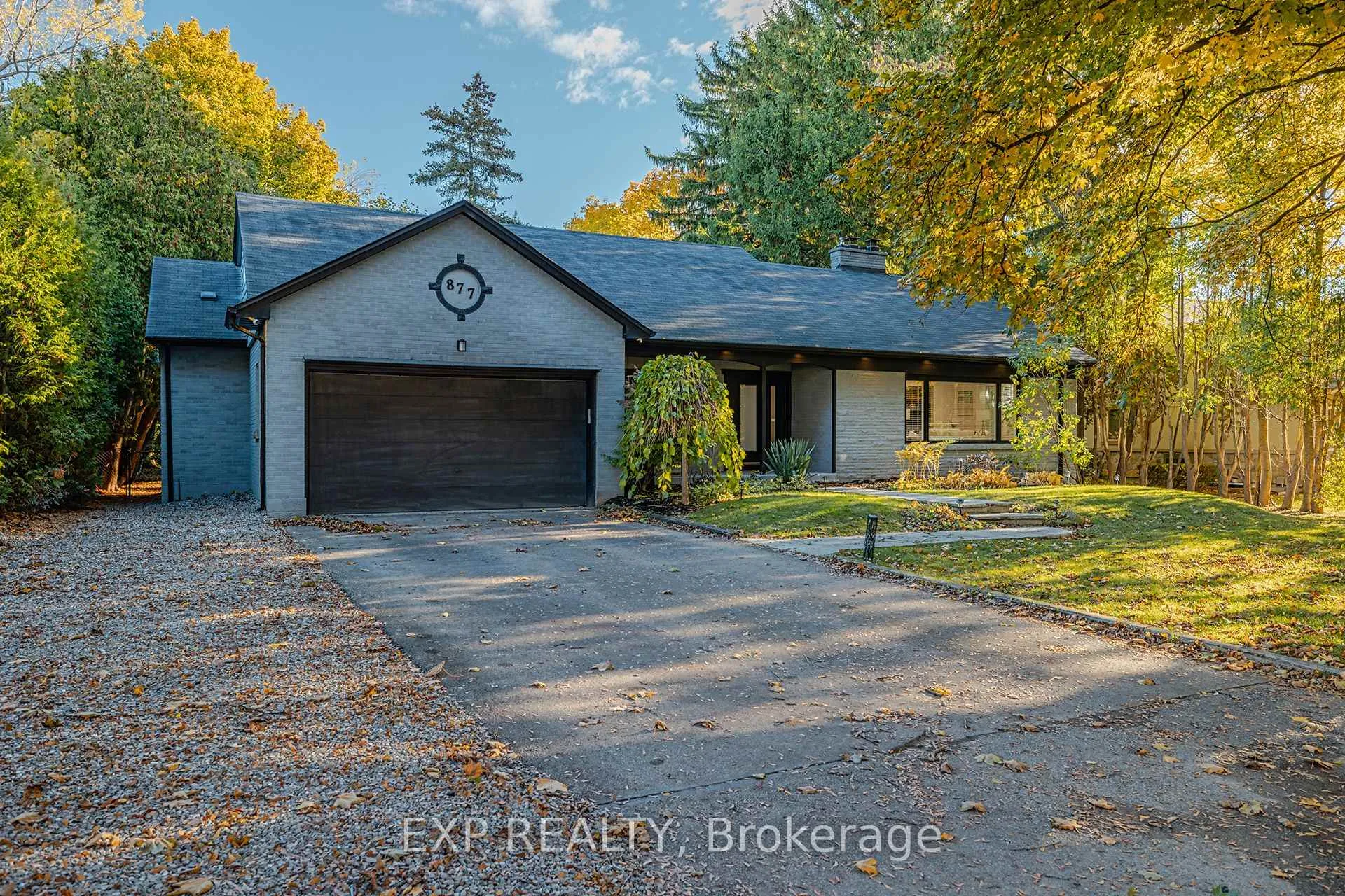 Photo 21 of 877 Kingsway Drive, Burlington, LaSalle — HOMEH