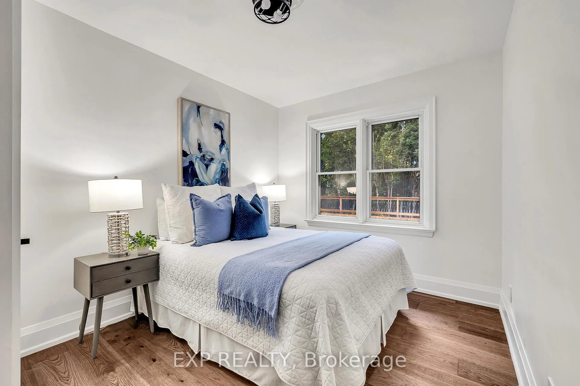 Photo 24 of 877 Kingsway Drive, Burlington, LaSalle — HOMEH