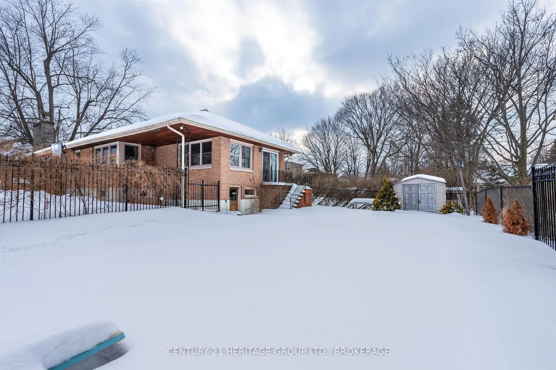 Photo 5 of 74 McMichael Street, Kingston, West of Sir John A. Blvd — HOMEH