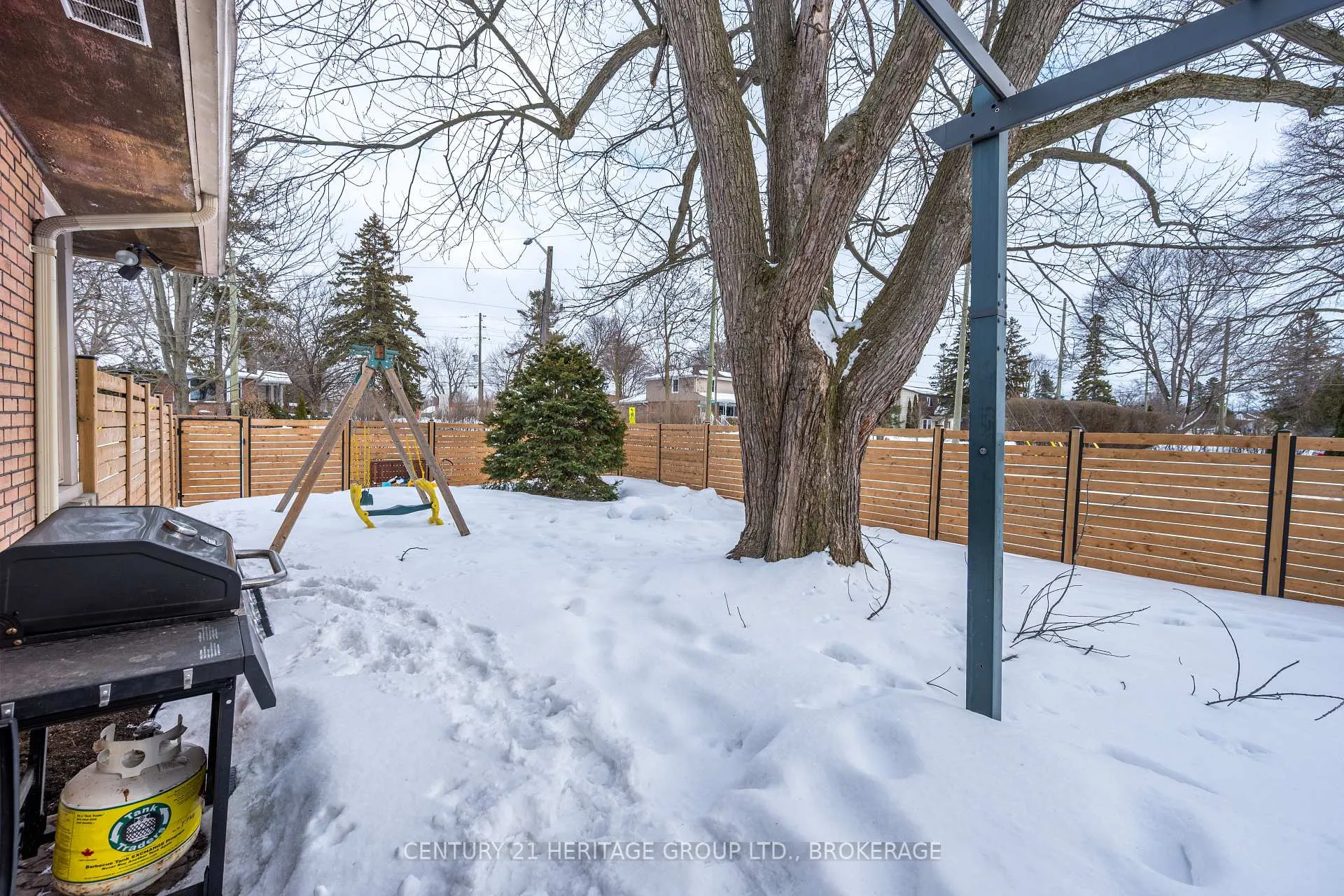 Photo 7 of 74 McMichael Street, Kingston, West of Sir John A. Blvd — HOMEH