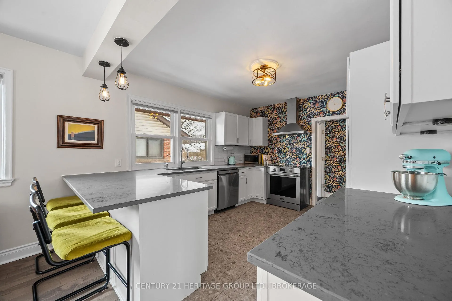 Photo 19 of 74 McMichael Street, Kingston, West of Sir John A. Blvd — HOMEH