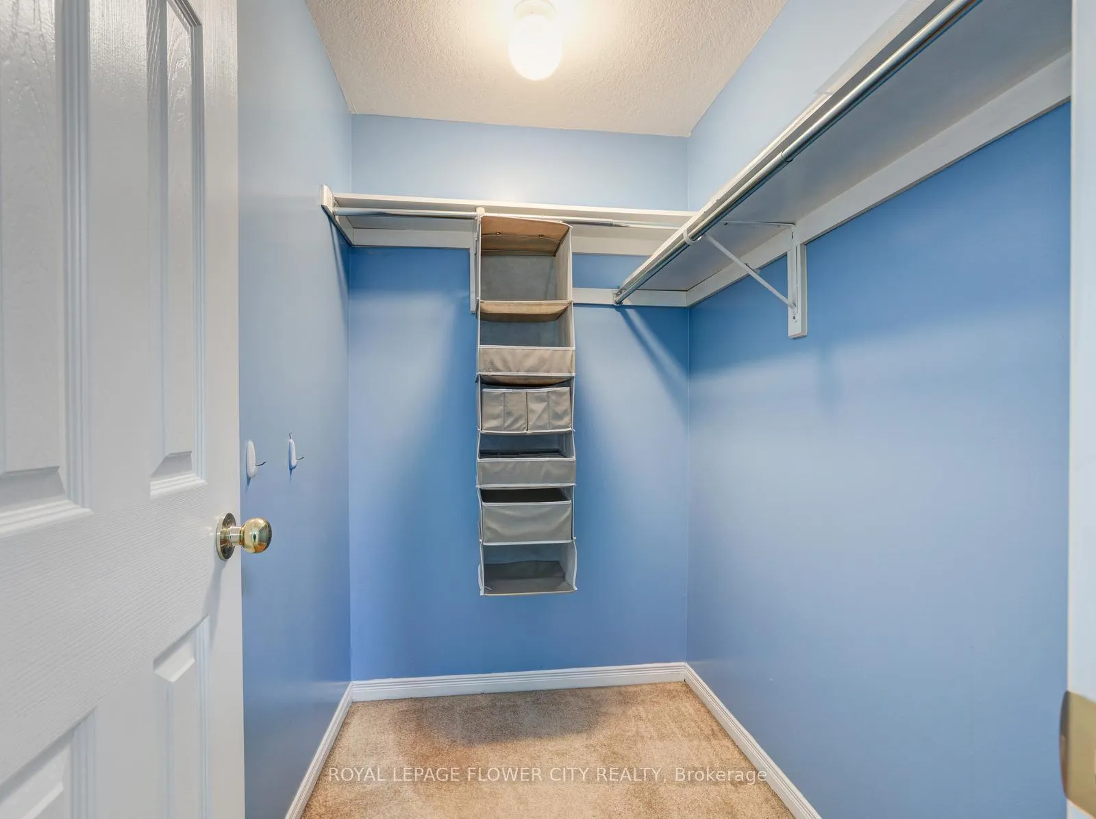 Photo 38 of 128 Donnenwerth Drive, Kitchener — HOMEH