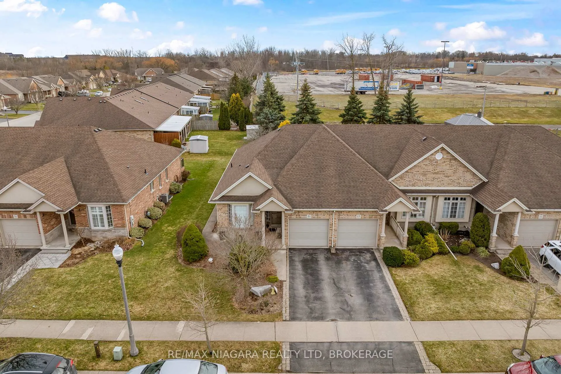Photo 39 of 21 Willowlanding Court, Welland, N. Welland — HOMEH