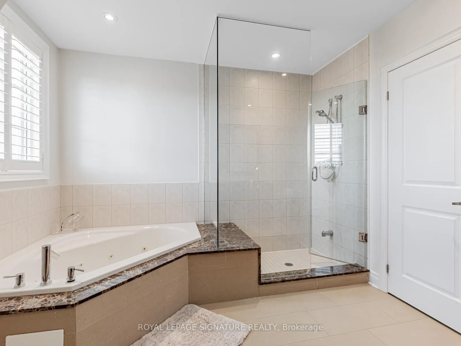 Photo 23 of 63 Ruby Lang Lane, Etobicoke, Mimico — HOMEH