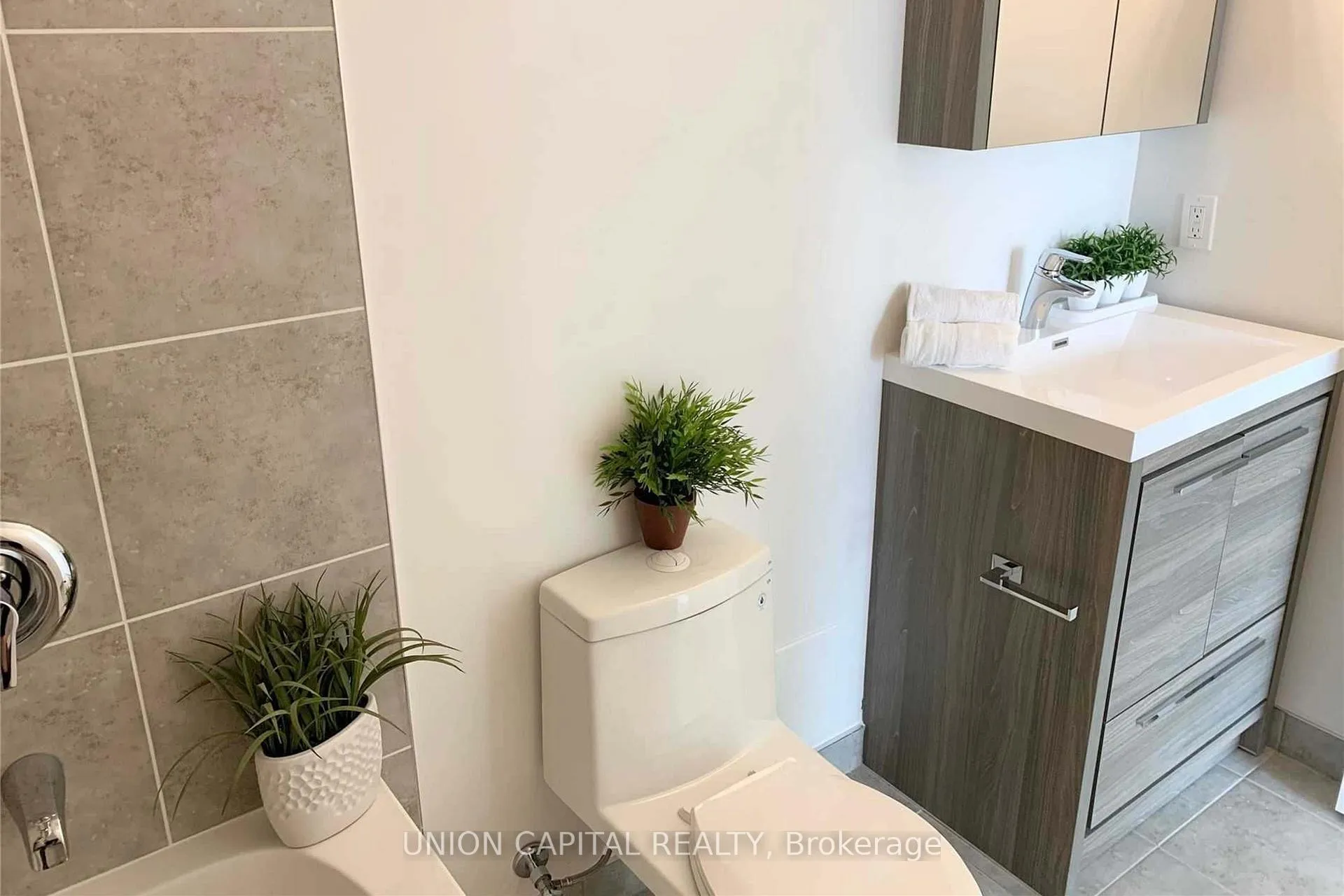 Photo 14 of Unit 503, 18 Rouge Valley Drive, Markham, Unionville — HOMEH