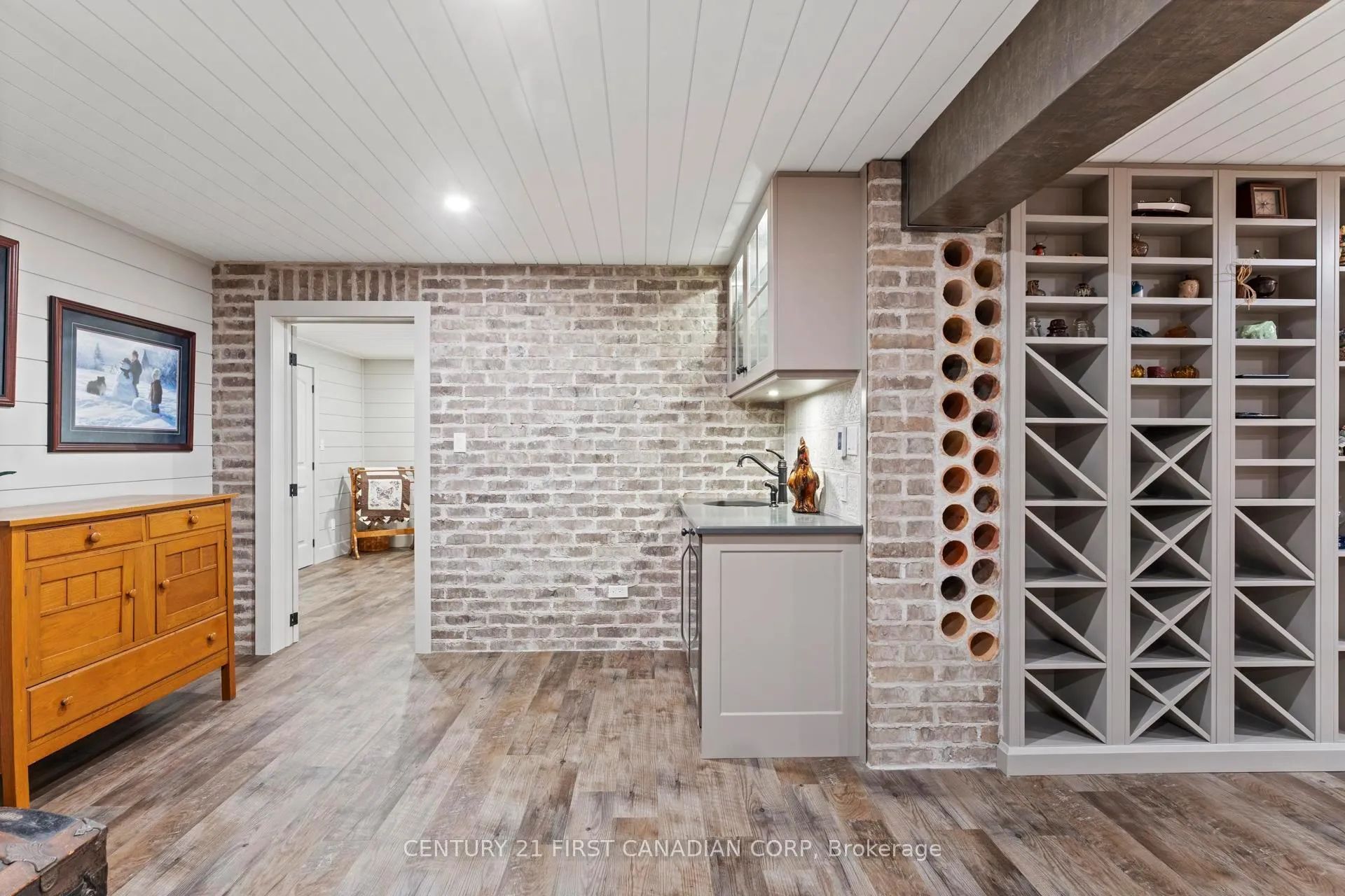 Photo 23 of 96 Tuyll Street, Bluewater, Bayfield — HOMEH
