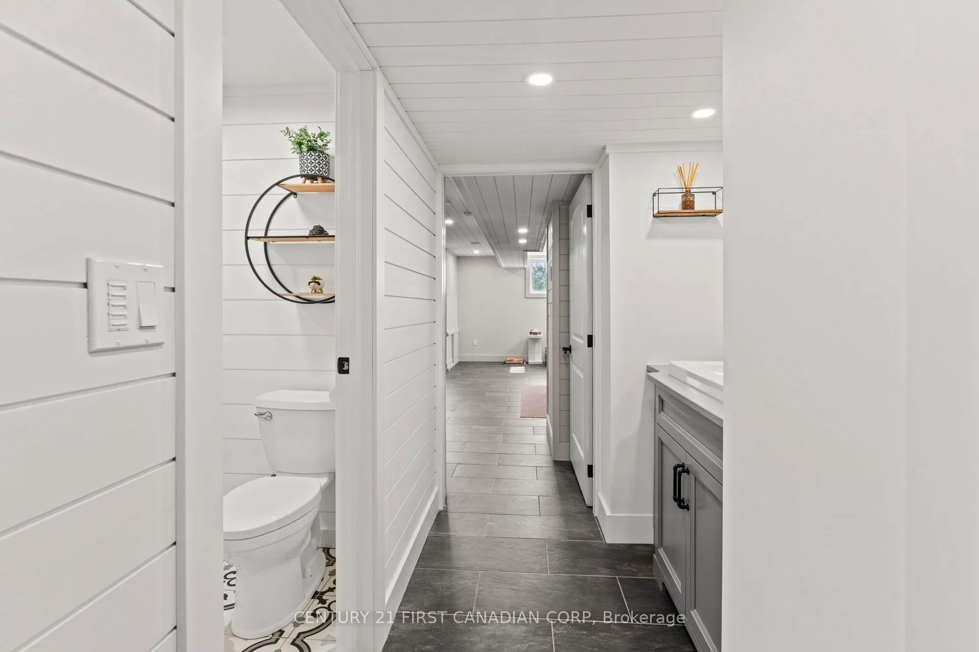 Photo 29 of 96 Tuyll Street, Bluewater, Bayfield — HOMEH