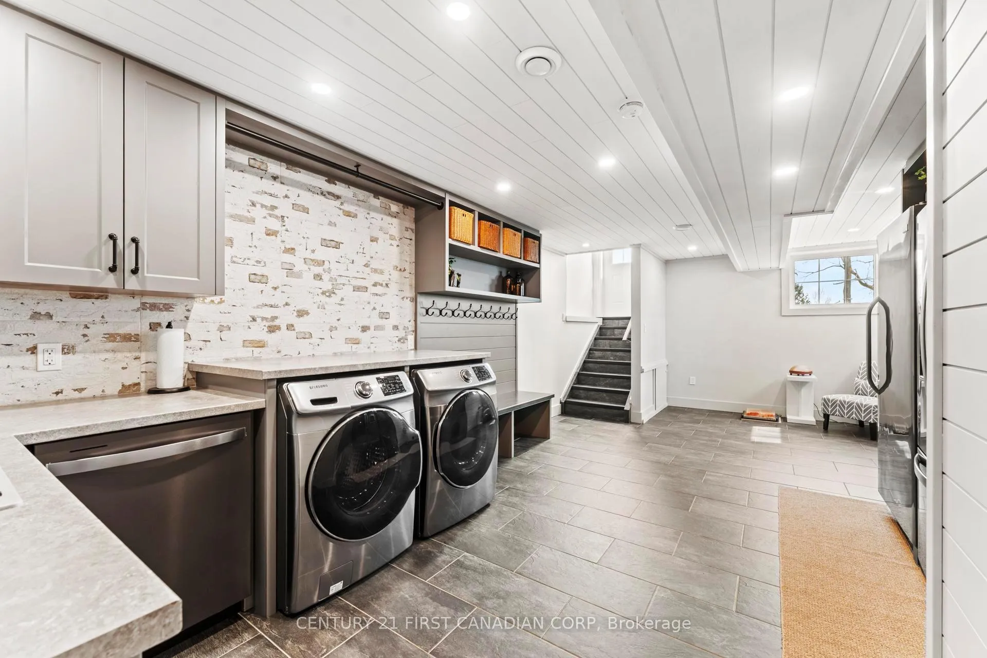 Photo 30 of 96 Tuyll Street, Bluewater, Bayfield — HOMEH