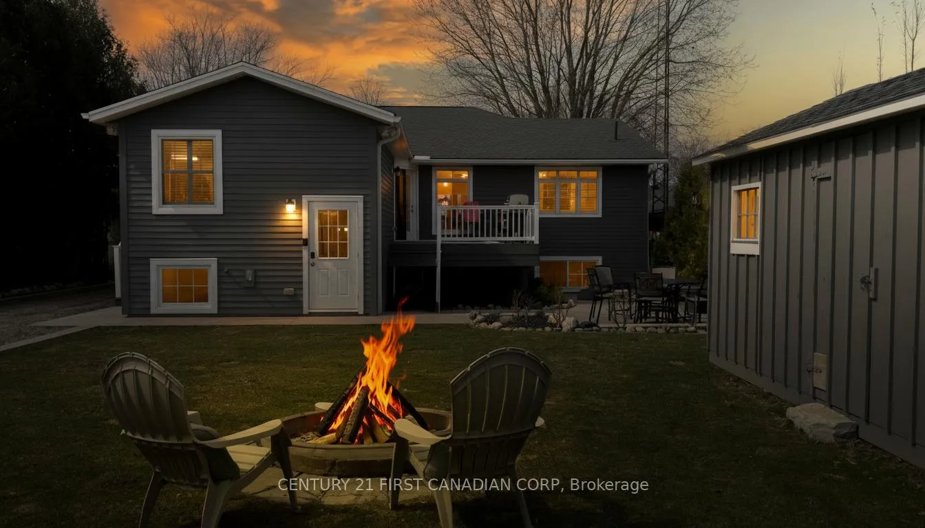 Photo 36 of 96 Tuyll Street, Bluewater, Bayfield — HOMEH
