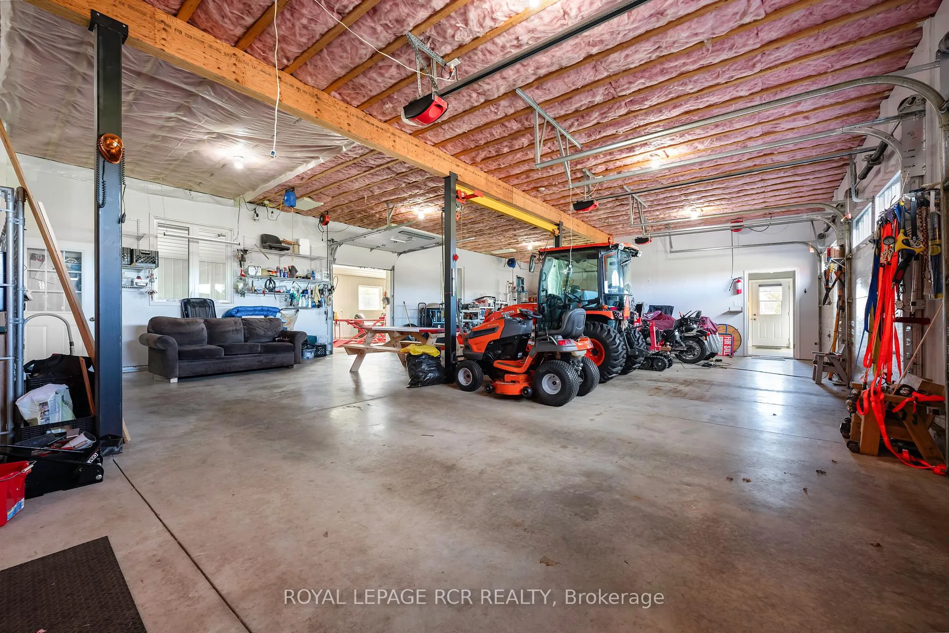 Photo 36 of 473516 County Rd 11, Amaranth, Rural Amaranth — HOMEH