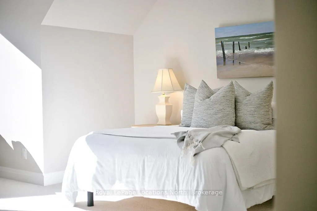 Photo 6 of Unit 4, 134 Landry Lane, Blue Mountains — HOMEH