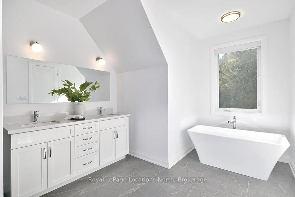 Photo 7 of Unit 4, 134 Landry Lane, Blue Mountains — HOMEH
