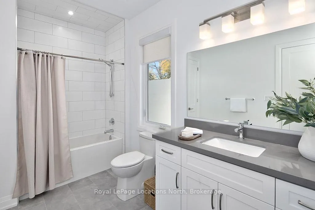 Photo 11 of Unit 4, 134 Landry Lane, Blue Mountains — HOMEH