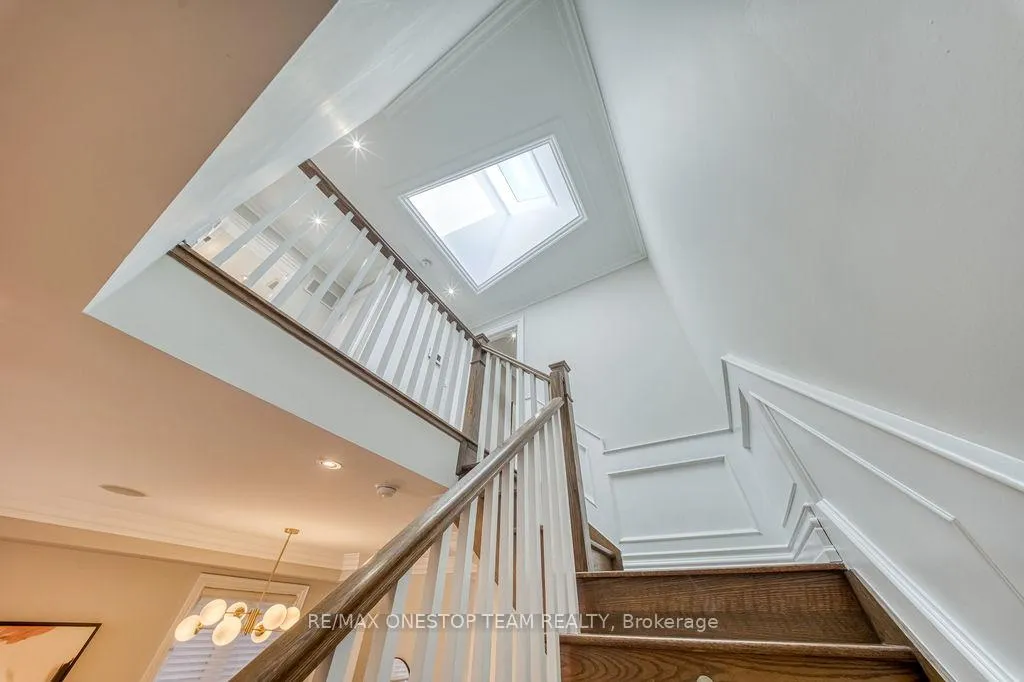Photo 22 of 51 Jedburgh Road, Toronto, Lawrence Park North — HOMEH