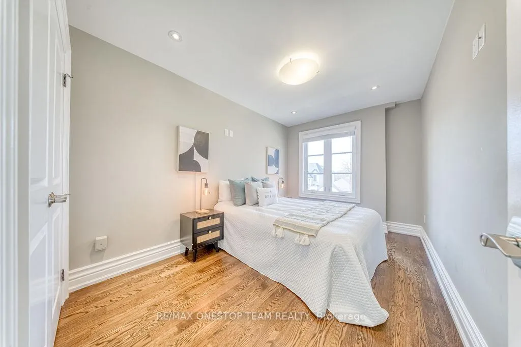 Photo 30 of 51 Jedburgh Road, Toronto, Lawrence Park North — HOMEH