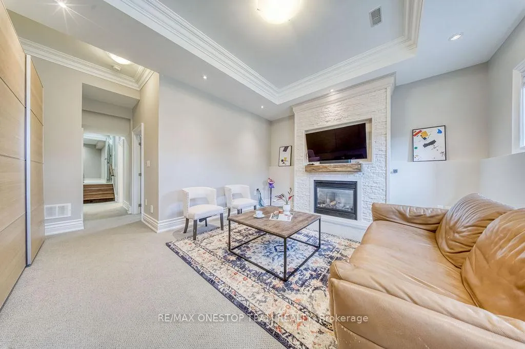 Photo 35 of 51 Jedburgh Road, Toronto, Lawrence Park North — HOMEH