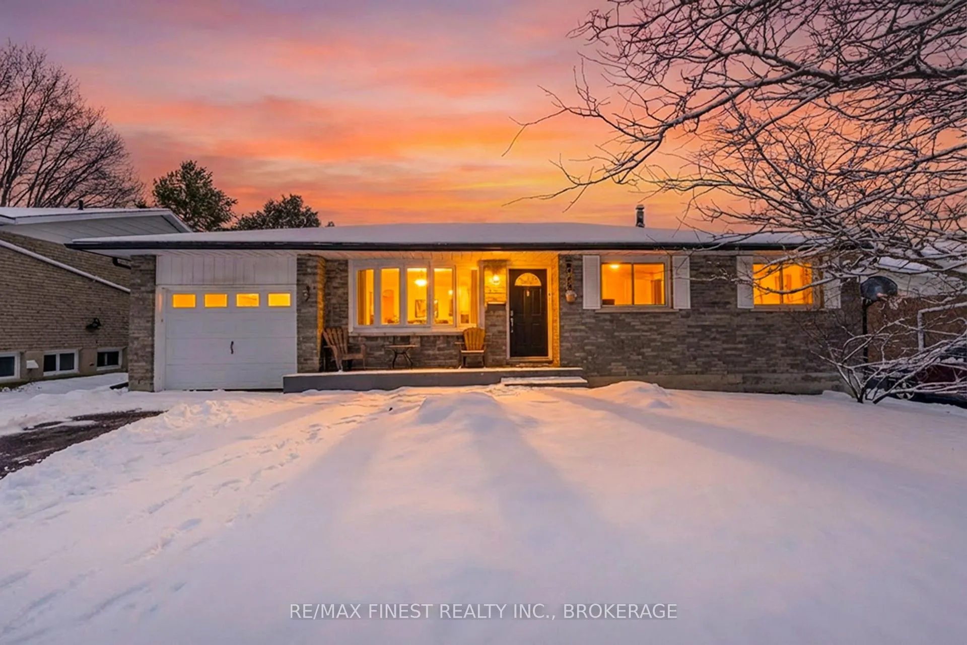 Photo 1 of 965 Lincoln Drive, Kingston, South of Taylor-Kidd Blvd — HOMEH