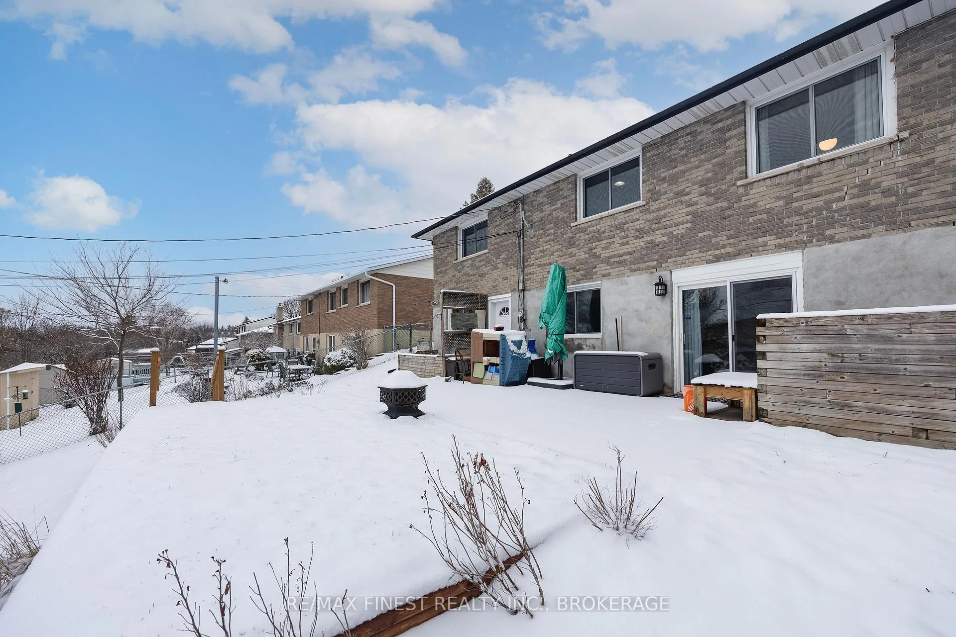 Photo 6 of 965 Lincoln Drive, Kingston, South of Taylor-Kidd Blvd — HOMEH
