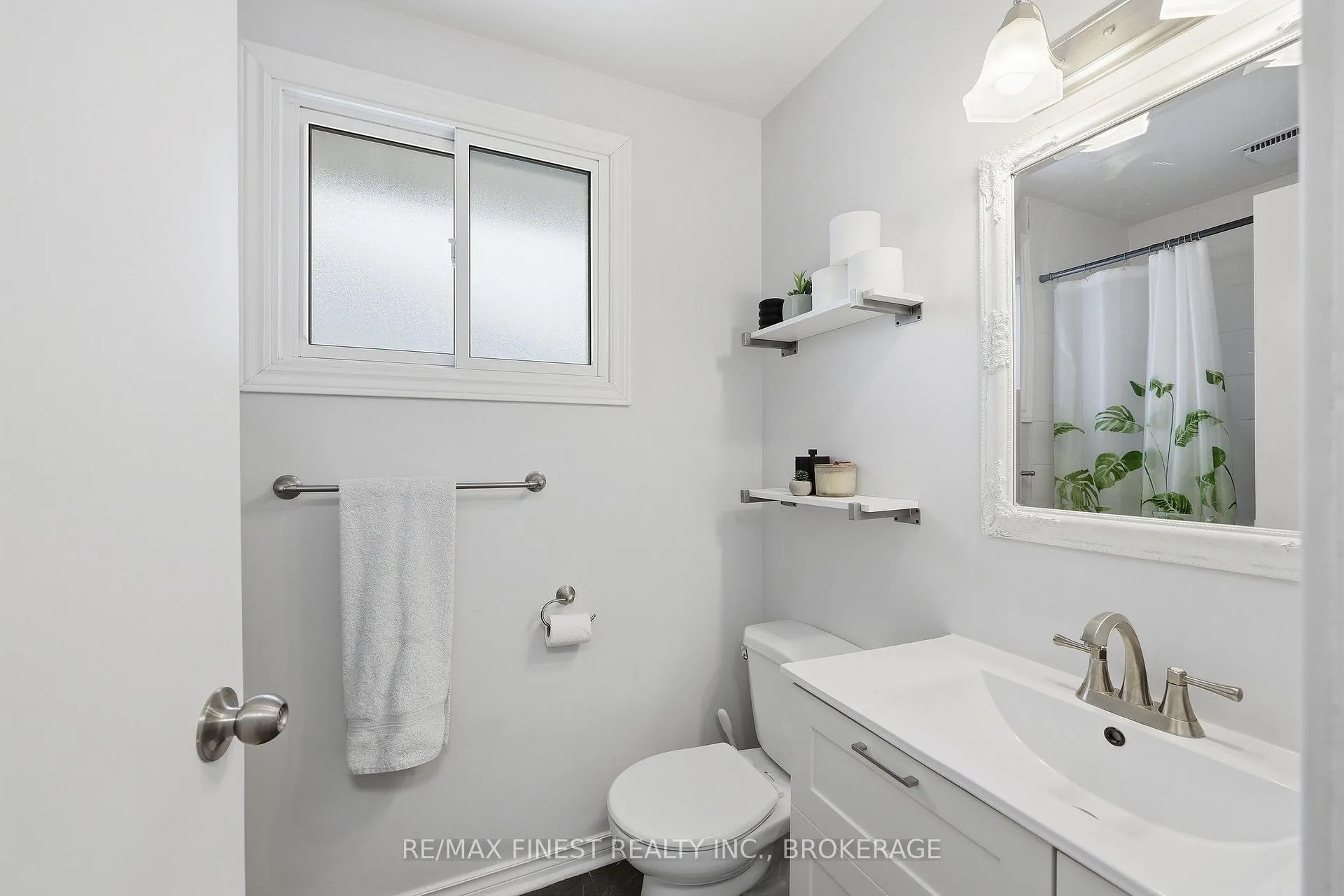 Photo 31 of 965 Lincoln Drive, Kingston, South of Taylor-Kidd Blvd — HOMEH