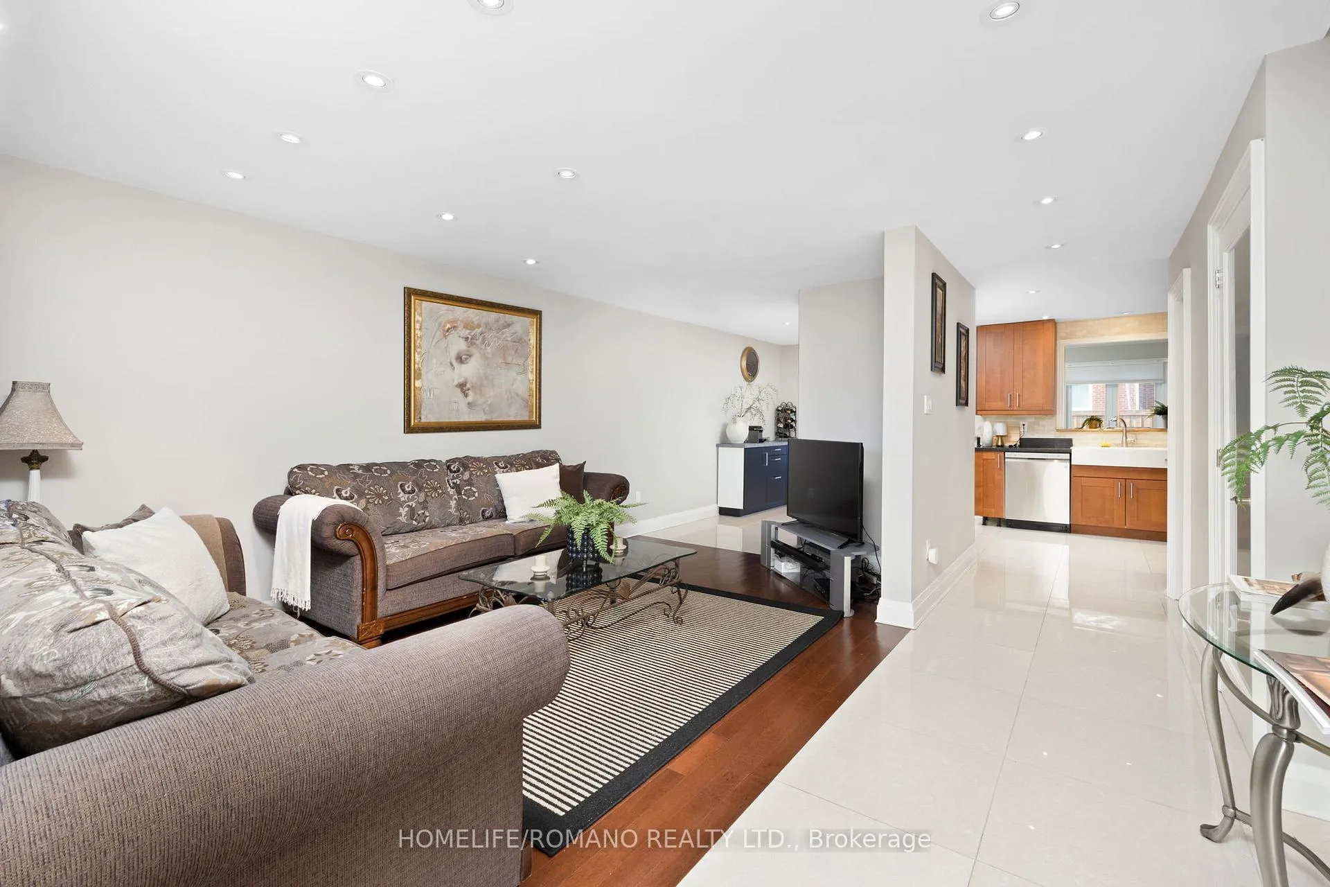 Photo 10 of 36 Brougham Drive, Vaughan, East Woodbridge — HOMEH
