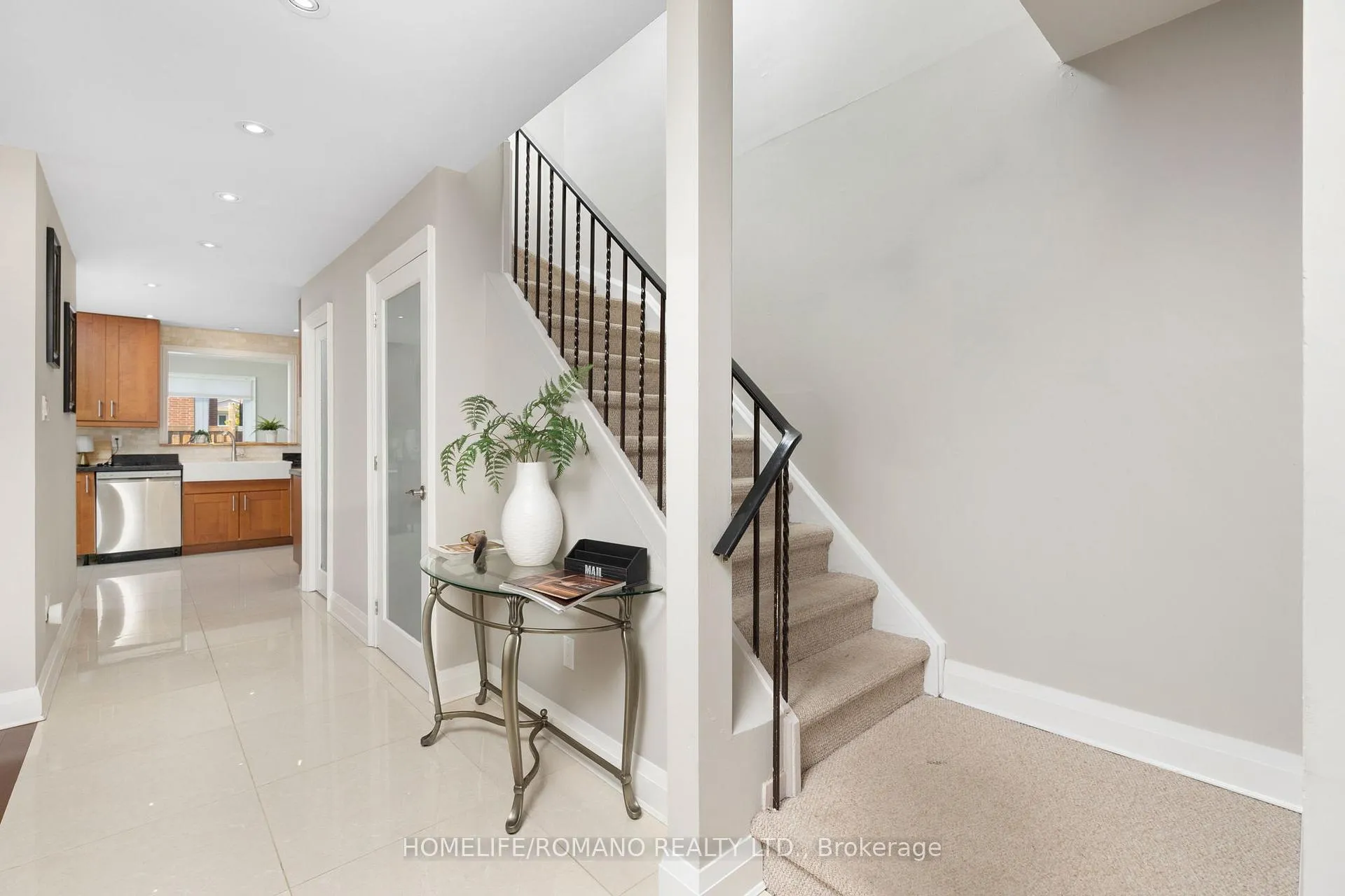 Photo 15 of 36 Brougham Drive, Vaughan, East Woodbridge — HOMEH