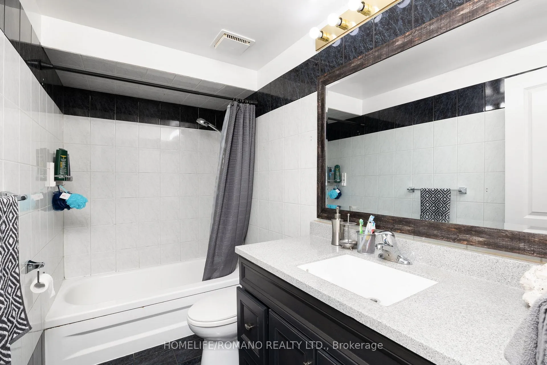 Photo 19 of 36 Brougham Drive, Vaughan, East Woodbridge — HOMEH