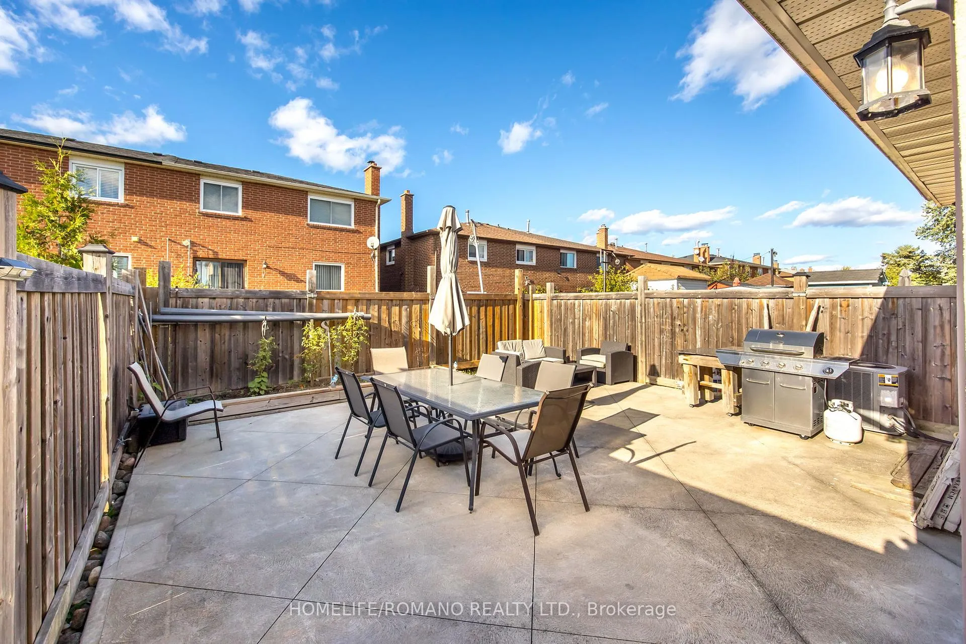 Photo 28 of 36 Brougham Drive, Vaughan, East Woodbridge — HOMEH