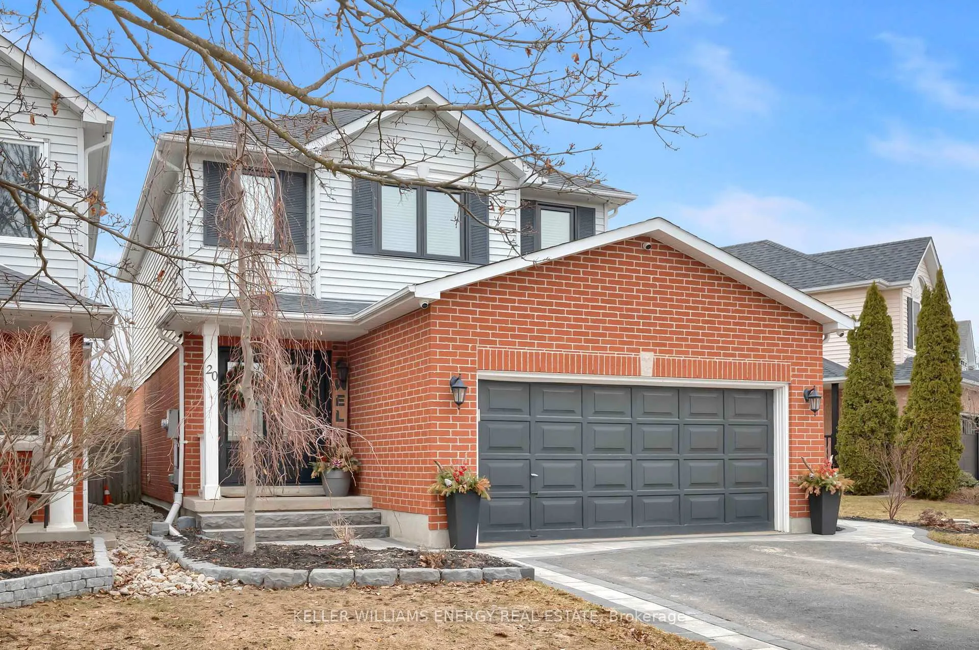 Photo 1 of 20 Hearthstone Crescent, Clarington, Courtice — HOMEH