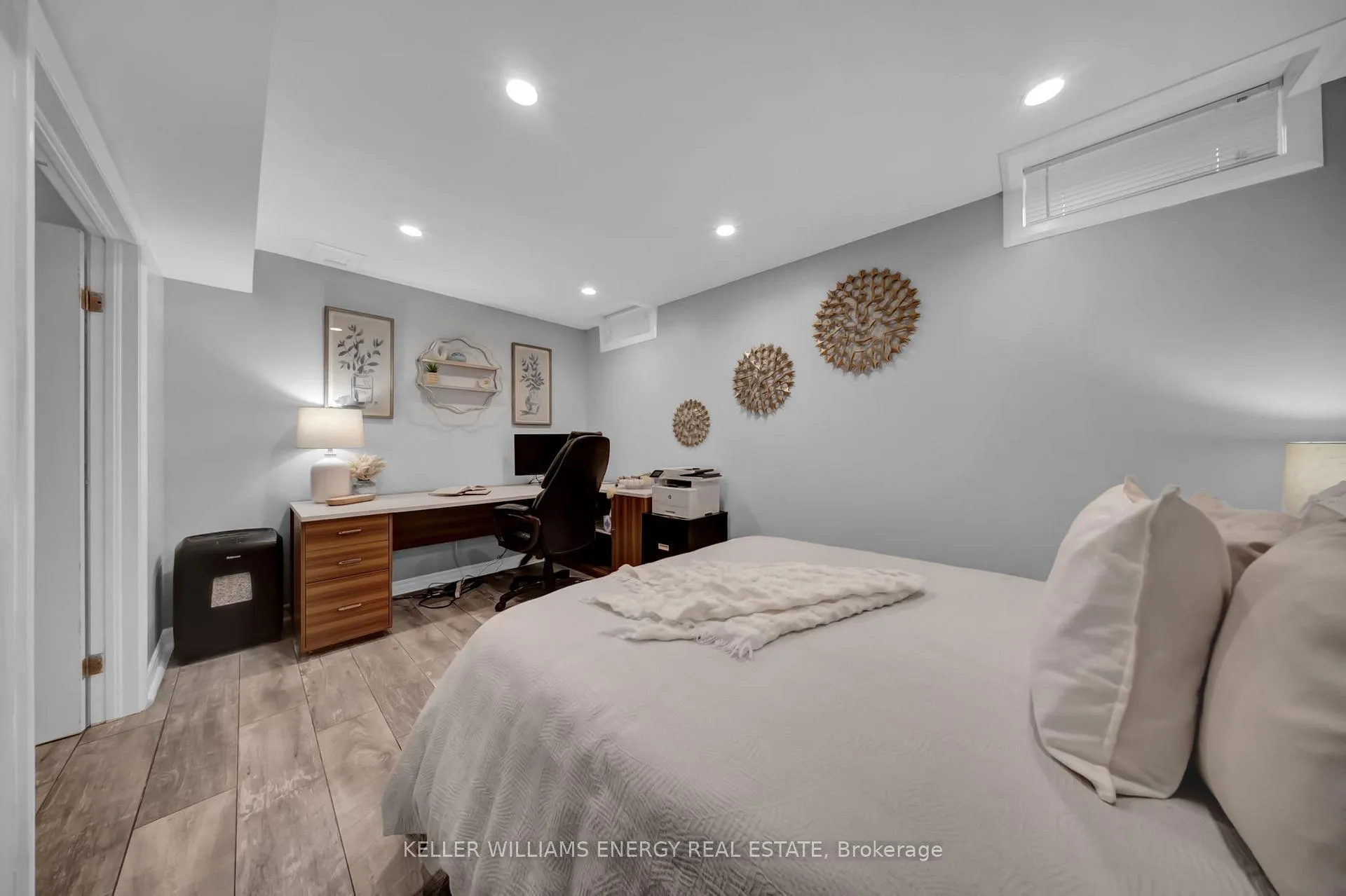 Photo 48 of 20 Hearthstone Crescent, Clarington, Courtice — HOMEH