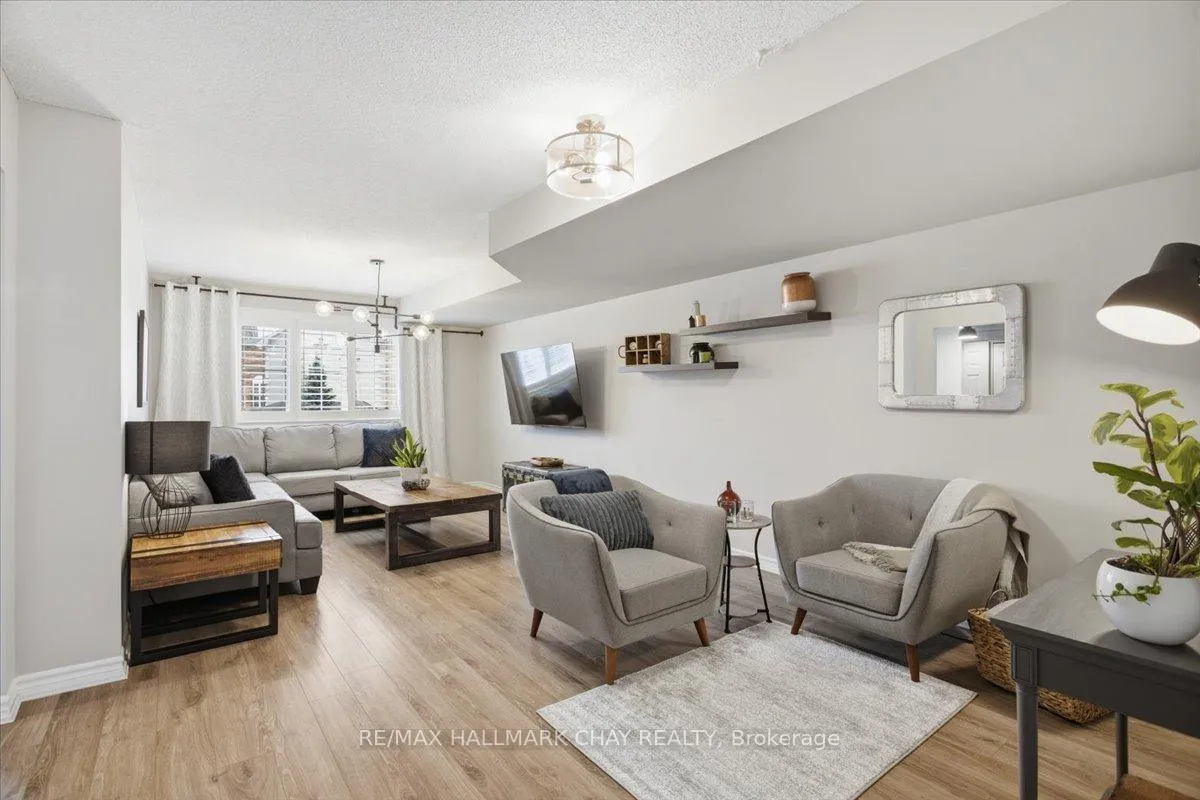 Photo 2 of Unit 12, 53 Ferndale Drive S, Barrie, Ardagh — HOMEH