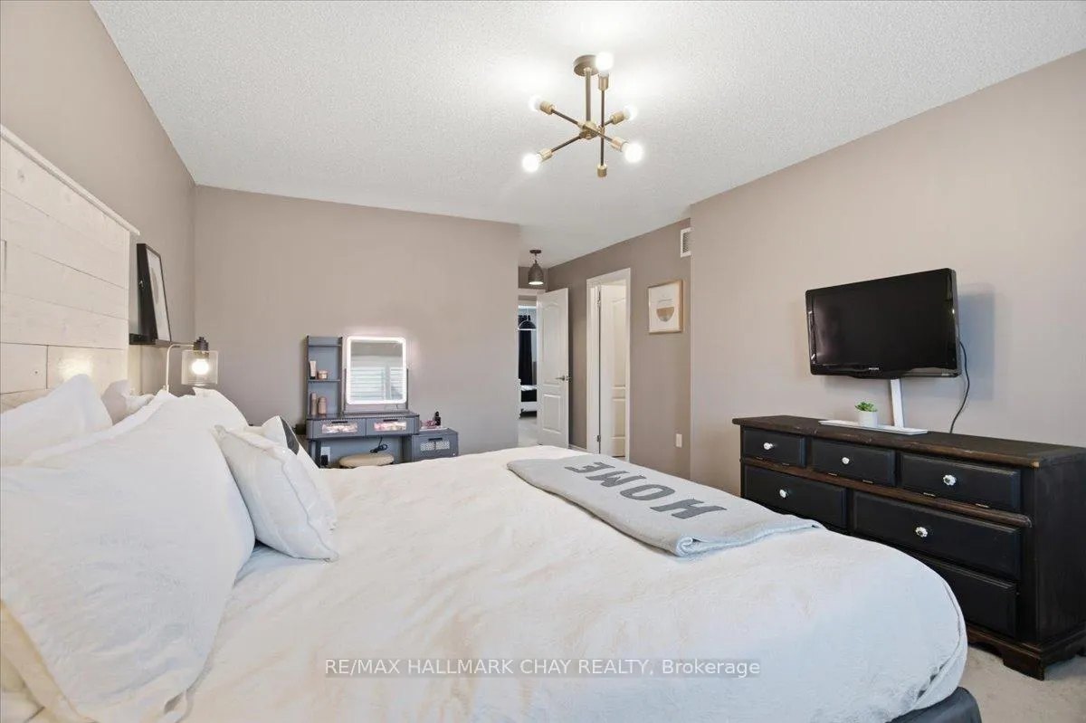 Photo 11 of Unit 12, 53 Ferndale Drive S, Barrie, Ardagh — HOMEH