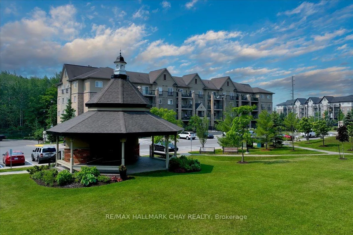 Photo 14 of Unit 12, 53 Ferndale Drive S, Barrie, Ardagh — HOMEH