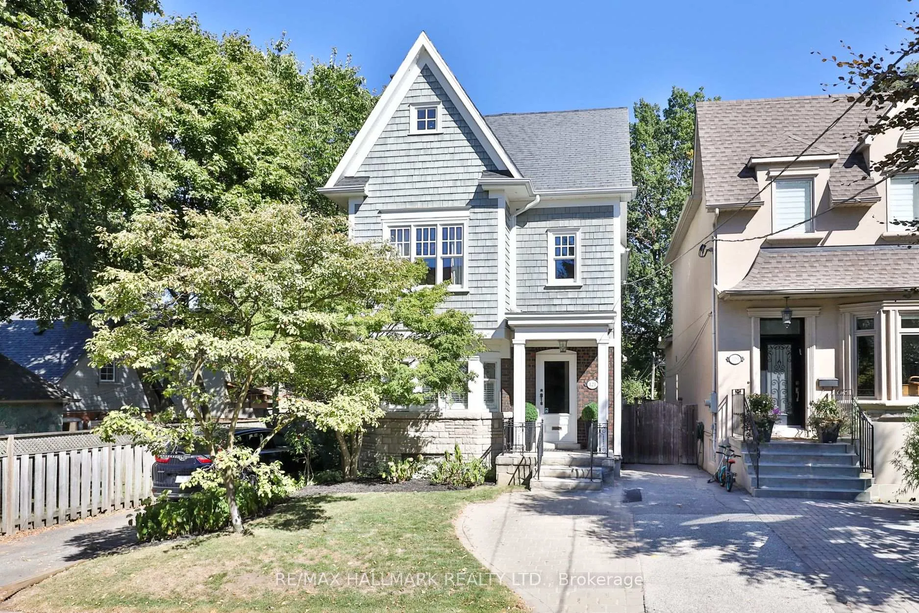 Photo 1 of 121 Castlewood Road, Toronto, Lawrence Park South — HOMEH
